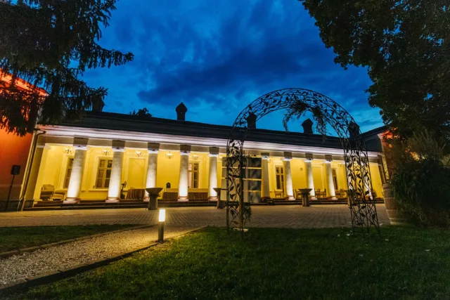 Fenyőharaszt Kastélyszálló