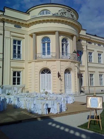 Károlyi Kastély Hotel & Restaurant kép 1