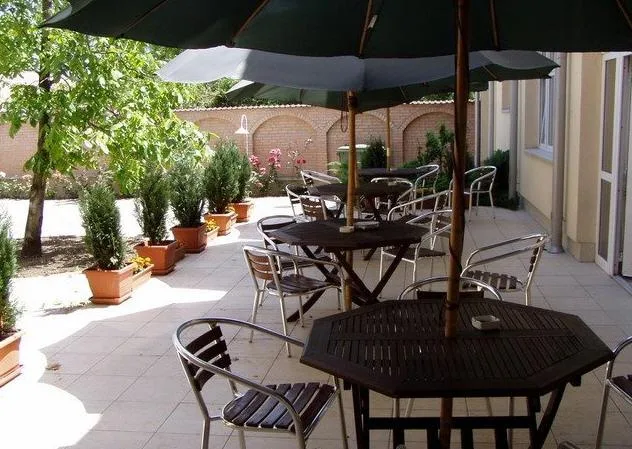 Hotel Platán - 5