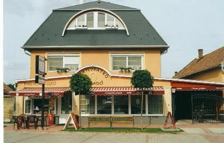 Aranypatkó Fogadó - Panzió és Étterem