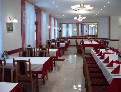Szeráj Panzió és Étterem - 3
