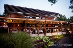 Café Ponyvaregény Étterem és Rendezvényhelyszín