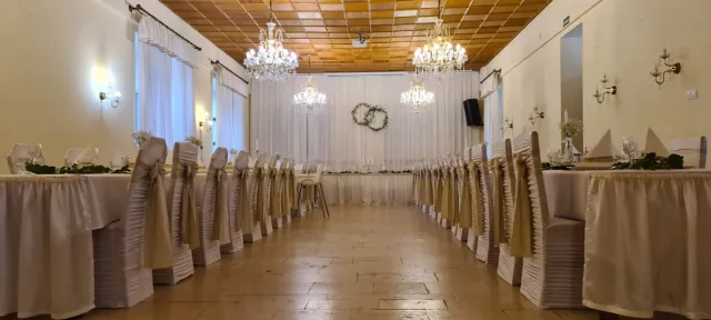 Kishantosi Kastély és Pajta kép 0