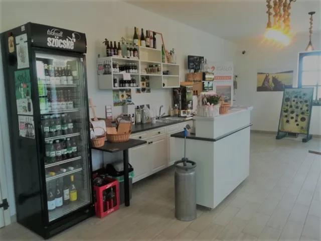 Igásló Látogató Központ kép 1