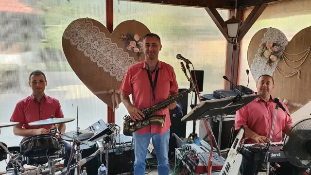 Hangulat zenekar Kecskemét kép 0