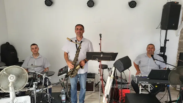 Hangulat zenekar Kecskemét kép 2