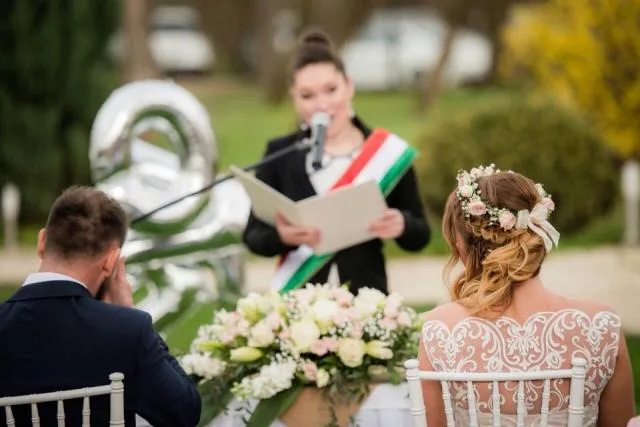 Harsányi Viktória, A szertartásvezetőtök kép 1
