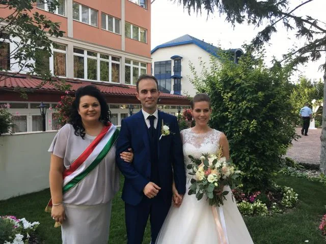Szegedi Veronika okleveles szertartásvezető - 4