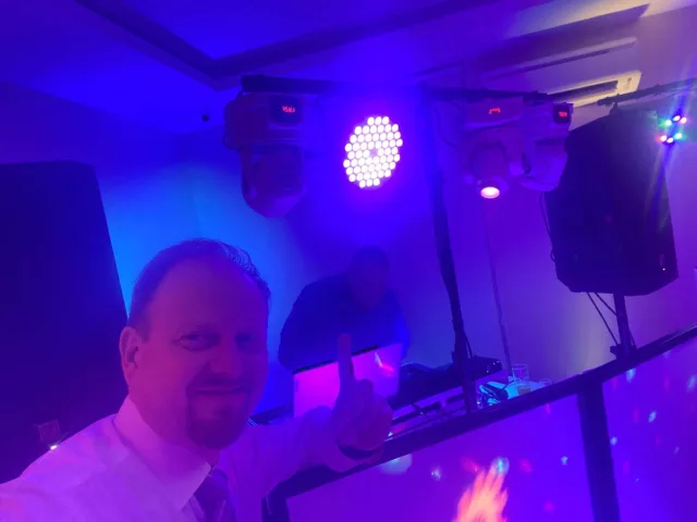 Ábrahám Zsolt Esküvői Dj&Hangulatmester 2010-óta - 4