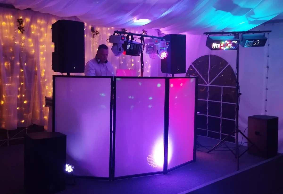 Ábrahám Zsolt Esküvői Dj&Hangulatmester 2010-óta - 0
