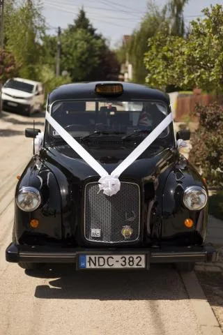 Londontaxi-esküvői autóbérlés - 0