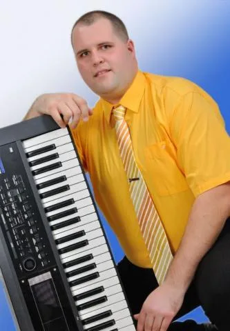 Pirzsók László (PiCi) Zenész