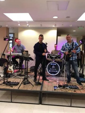 Royal zenekar kép 0