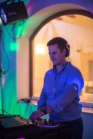 Demjén Dávid Esküvői, rendezvény Dj - 5