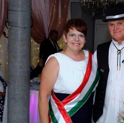 Szabó Róbertné Krisztina Szertartásvezetés, Esküvői koordinátor - 4