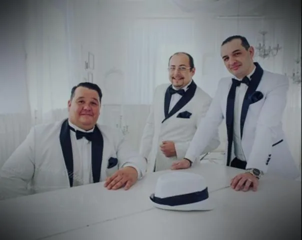 SWING BROTHERS