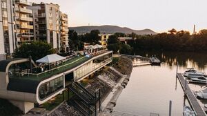 Melba Panoráma Étterem és Bár