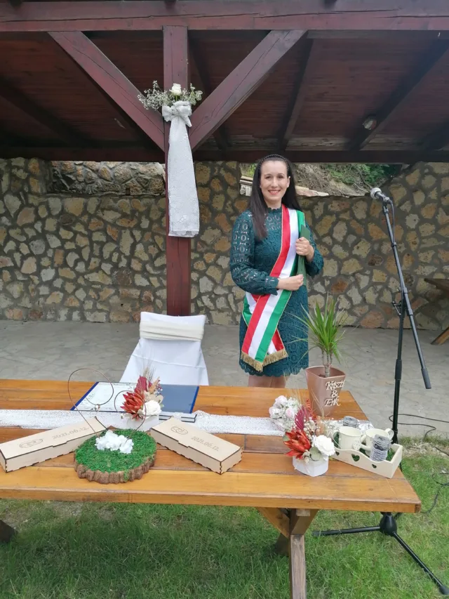 Szilágyi-Czipfel Dorina Szertartásvezető kép 0