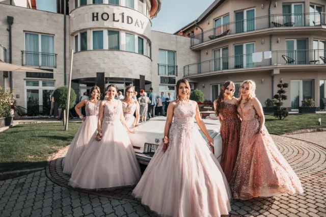 Holiday Resorts***-Balatonszárszó