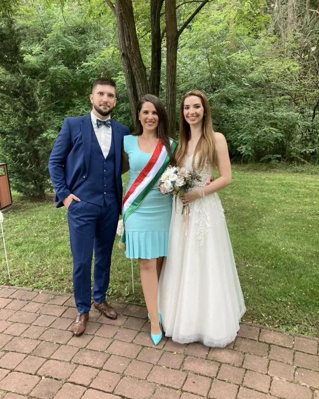 Kiss Fruzsina Szertartásvezető kép 2