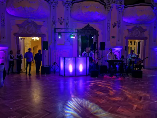 Dj Beeboy Esküvő és Rendezvény Dj kép 1