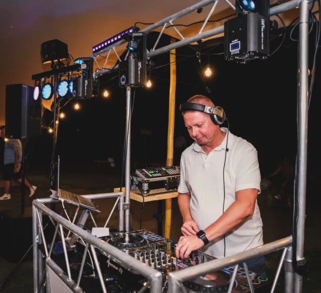 DJ Dobai esküvő és rendezvény DJ kép 2