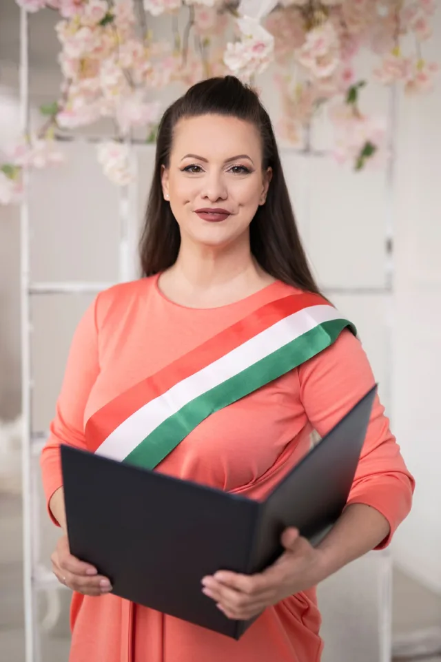 Kocsis Magdolna esküvői szertartásvezető kép 2