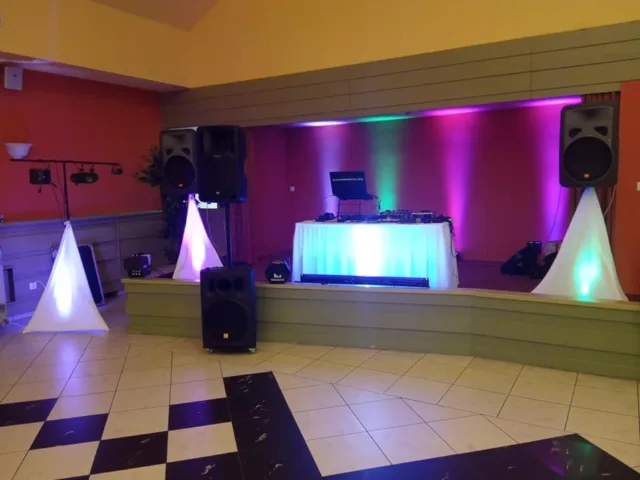 Dj Harmath Esküvő DJ (és Ceremóniamester) - 2