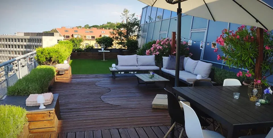 GURU Sky Office & Terrace - 0