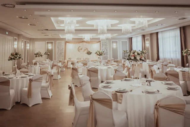 Budapest Airport Eprespark Hotel*** es Rendezvényközpont