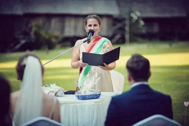 Bimbó Brigi szertartásvezető kép 0
