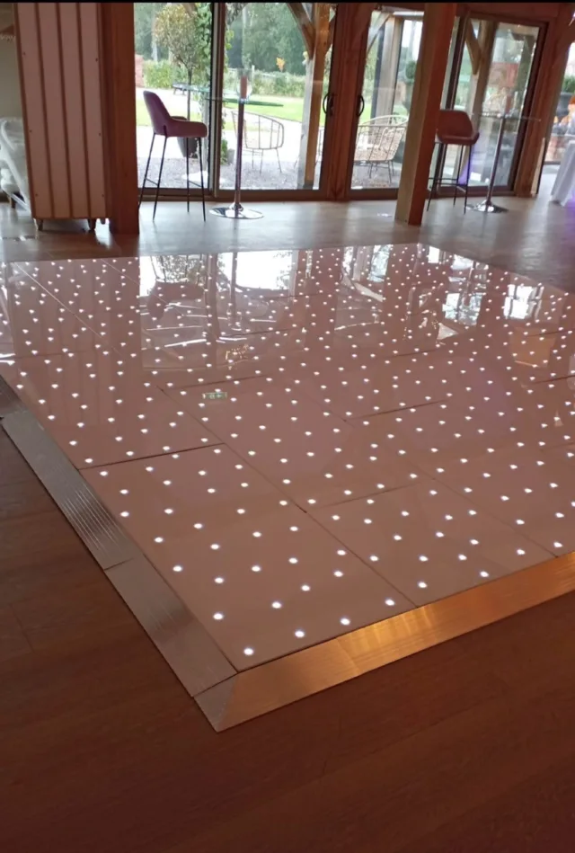 Wedding Floor kép 0