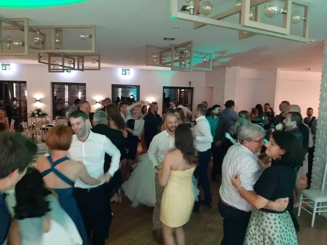 Ferenczi Tamás Ceremóniamester, Rendezvény és esküvő dj - 4