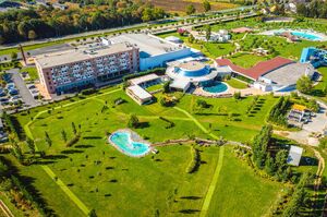 MJUS Resort****s