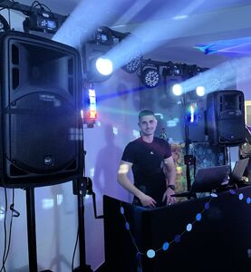 Nagy Krisztián Esküvői és Party dj