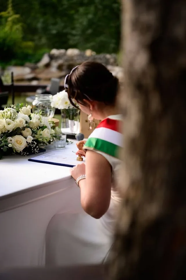 Hanol Éva Hajnalka - Párkák, az élet fonala szertartásvezetés - 5