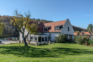 Dreko Panzió & Borbisztró