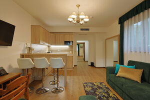 Hotel Lovasberény****