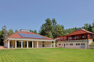 Hotel Lovasberény****